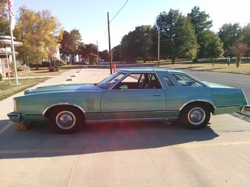 1979 ford thunderbird