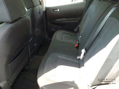 13 Grey All Wheel Drive SUV 27MPG One Owner Clean CARFAX We Finance, image 10