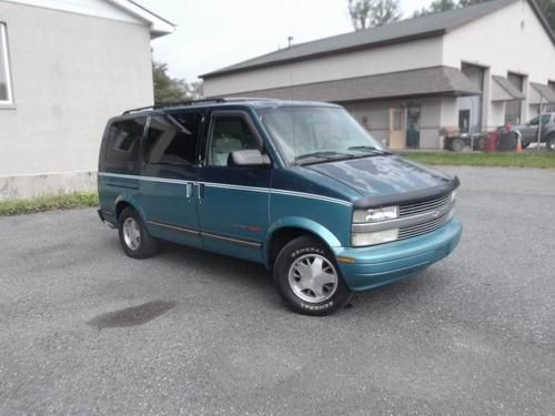 1995 chevrolet astro lt passenger van 3-door 4.3l no reserve no accidents