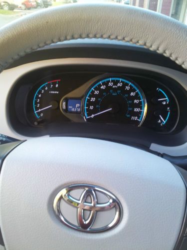 VERY LOW MILES 2011 TOYOTA SIENNA XLE/LIMITED HANDICAP WHEELCHAIR ACCESSIBLE, image 9