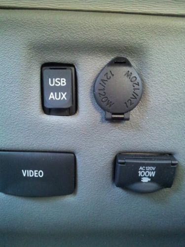 VERY LOW MILES 2011 TOYOTA SIENNA XLE/LIMITED HANDICAP WHEELCHAIR ACCESSIBLE, image 20