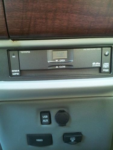 VERY LOW MILES 2011 TOYOTA SIENNA XLE/LIMITED HANDICAP WHEELCHAIR ACCESSIBLE, image 21