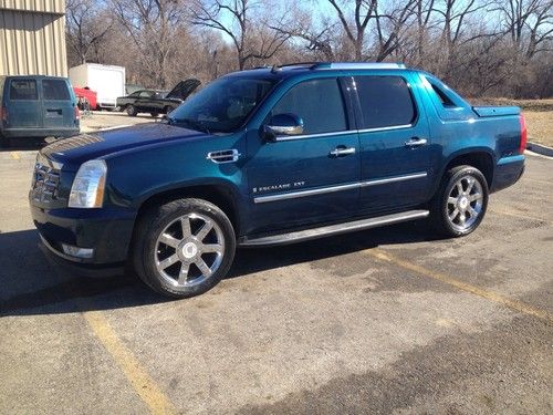 2007 cadillac escalade ext crew cab 4-door 6.2l bermuda blue!!! rare color!!!