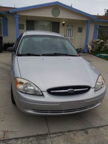 2000 ford taurus lx sedan 4-door 3.0l