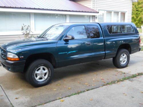 1997 dodge dakota sport 4x4 extended cab, low miles california truck