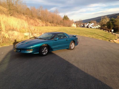 1994 pontiac trans am- low miles 32,055