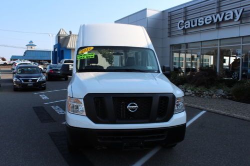 12 NISSAN NV 2500 HD CARGO VAN HIGH ROOF, image 3