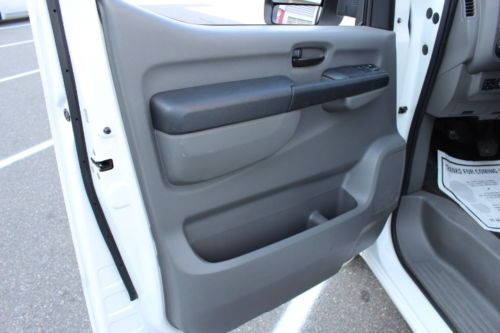 12 NISSAN NV 2500 HD CARGO VAN HIGH ROOF, image 7
