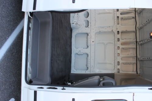 12 NISSAN NV 2500 HD CARGO VAN HIGH ROOF, image 29