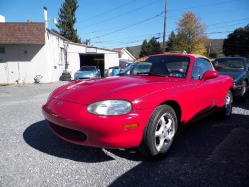 1999 mazda miata base convertible 2-door 1.8l