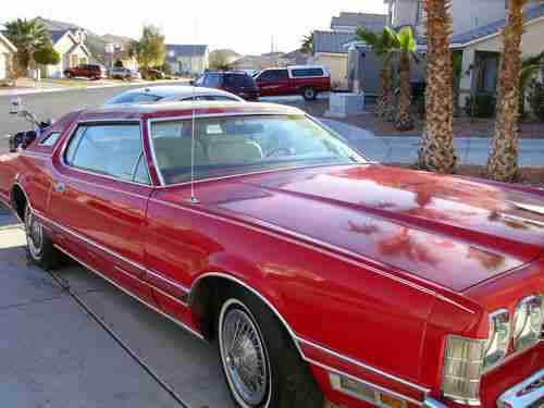 1976 Ford Thunderbird Base Hardtop 2-Door 7.5L, image 2