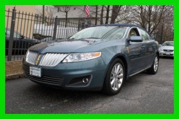 Only 8k miles from new!! gorgeous carriage top! 2010 lincoln mks ecoboost!