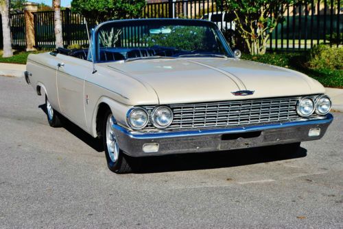 Simply gorgeous 1962 ford galaxie 500 xl convertible,p.s,p.b 352 restored sweet