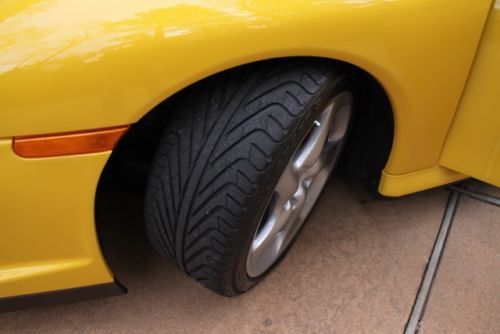 Rare 2002 Porsche 911 GT2 Yellow Black 7200 Miles Carrera Design Collectors Item, image 13