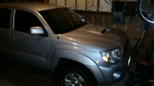 2008 toyota tacoma base crew cab pickup 4-door 4.0l