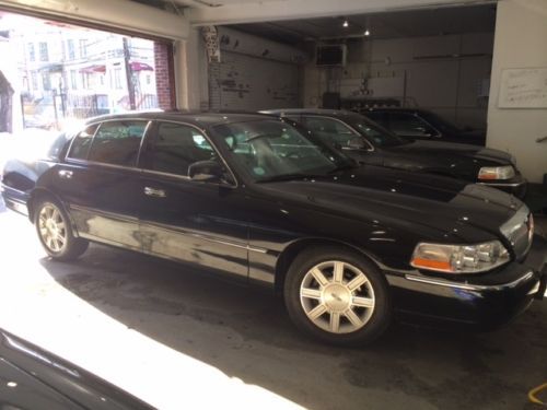 2007 lincoln town car executive l sedan 4-door 4.6l