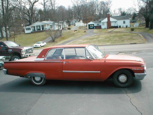 Classic ford galaxy 352 v8 in good shape