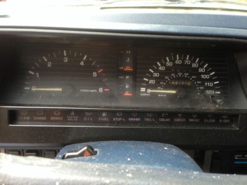 626 MAZDA DIESEL VERY RARE 1984 RARE, image 3