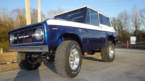 Fully restored 1967 ford bronco sport