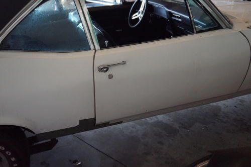 1969 Chevrolet Nova Base Coupe 2-Door roller, image 2