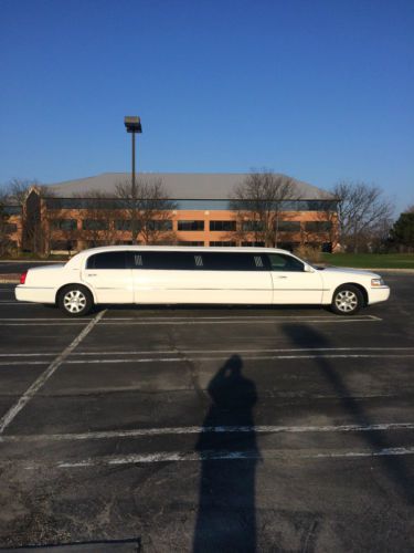 Lincoln 120" Limousine 2006, image 4