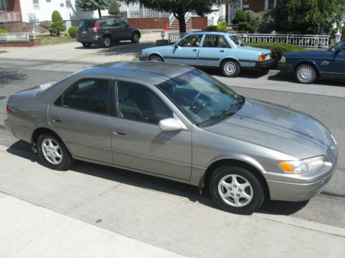 98 toyota camry le-128k-4cyl