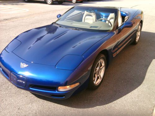 2004 chevrolet corvette base convertible 2-door 5.7l