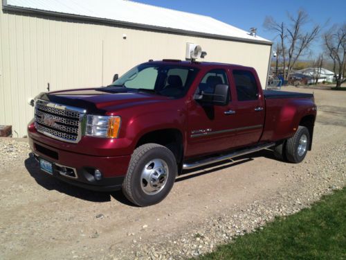 2014 gmc 3500 hd crew cab  denali duramax dually long box 4x4 loaded