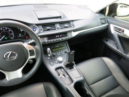 HYBRID CT 200h 43 to 40 MPG EPA Rated Leather Sunroof Dark Alloy Wheels WARRANTY, image 22