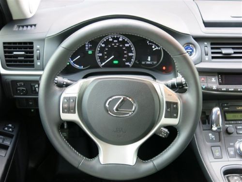 HYBRID CT 200h 43 to 40 MPG EPA Rated Leather Sunroof Dark Alloy Wheels WARRANTY, image 23