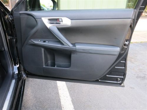 HYBRID CT 200h 43 to 40 MPG EPA Rated Leather Sunroof Dark Alloy Wheels WARRANTY, image 30