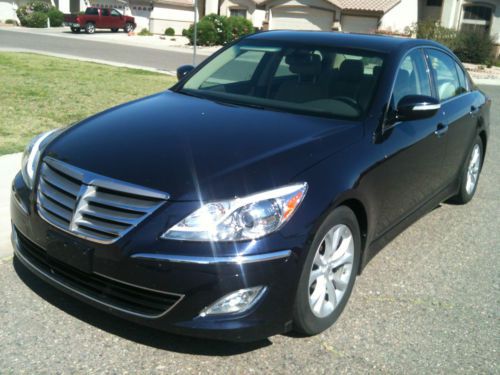 2012 hyundai  genesis  3.8 l  v 6  blue dark  with grey  and black interior