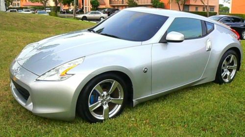 Nissan 370z  coupe 2-door 3.7l  with one of a kind custom features