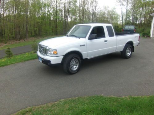 2011 ford ranger xlt white