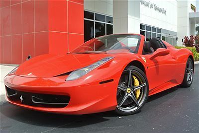 2013 458 convertible spider - 1500 low miles - carbon fiber scuderia loaded ipod