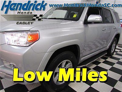 4runner sr5 suv 4.0lpower liftgate xm bluetooth ipod input aluminum wheels 4x4