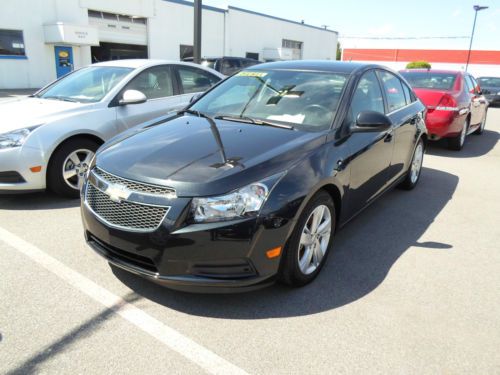 2014 chevrolet cruze diesel sedan 4-door 2.0l