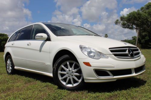 4matic! 68k miles! carfax certified! panoramic roof! excellent service records!