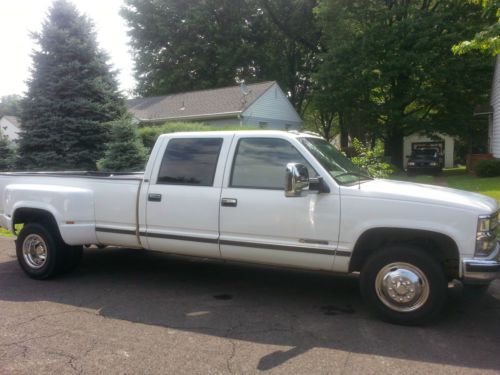 2000 chevy c3500 dual wheel, 4 door pickup, oxford white.