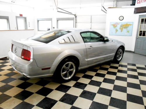 2006 Ford Mustang GT 31K V8 NO RESERVE Salvage Rebuildable Damaged Repairable, image 16