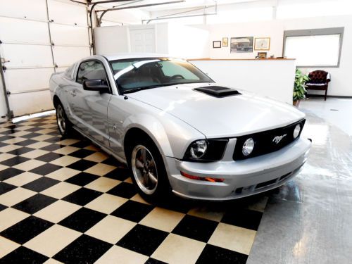 2006 Ford Mustang GT 31K V8 NO RESERVE Salvage Rebuildable Damaged Repairable, image 22