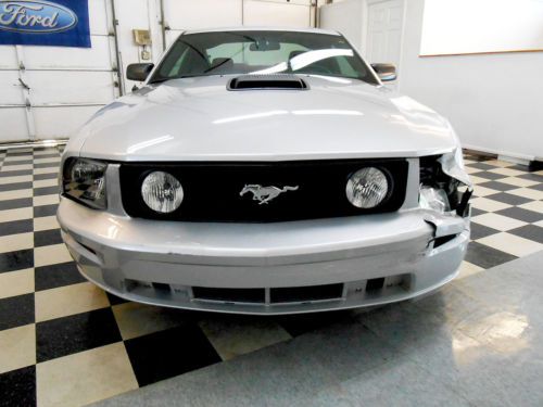 2006 Ford Mustang GT 31K V8 NO RESERVE Salvage Rebuildable Damaged Repairable, image 25