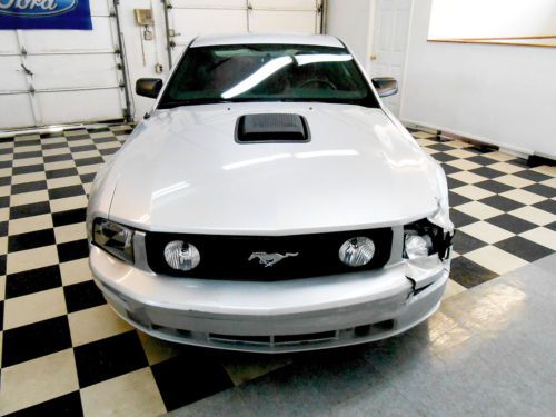 2006 Ford Mustang GT 31K V8 NO RESERVE Salvage Rebuildable Damaged Repairable, image 26
