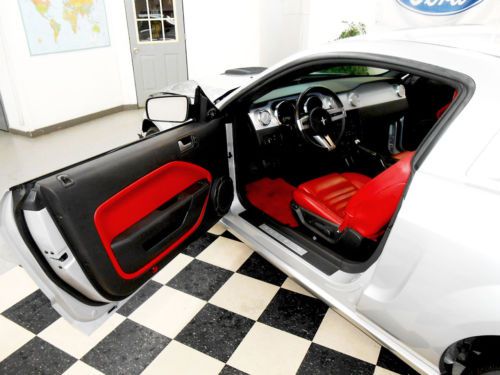 2006 Ford Mustang GT 31K V8 NO RESERVE Salvage Rebuildable Damaged Repairable, image 33