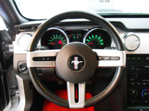 2006 Ford Mustang GT 31K V8 NO RESERVE Salvage Rebuildable Damaged Repairable, image 40