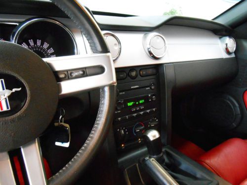 2006 Ford Mustang GT 31K V8 NO RESERVE Salvage Rebuildable Damaged Repairable, image 41