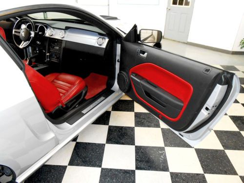 2006 Ford Mustang GT 31K V8 NO RESERVE Salvage Rebuildable Damaged Repairable, image 45