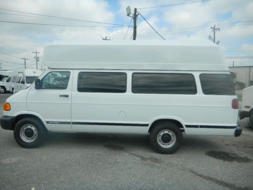 (low miles) 2003 dodge 3500 passenger van shuttle bus church