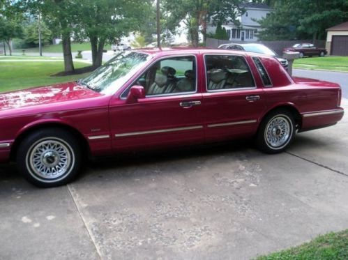 1995 Lincoln Town Car Executive Sedan 4-Door 4.6L, US $3,000.00, image 2