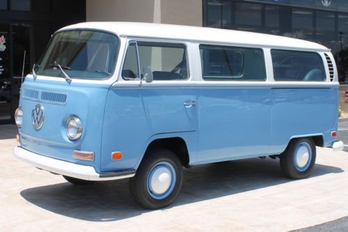 1970 Volkswagen Bus Straight Clean Solid For Sale VW Van Two Toned Fresh Paint, image 1